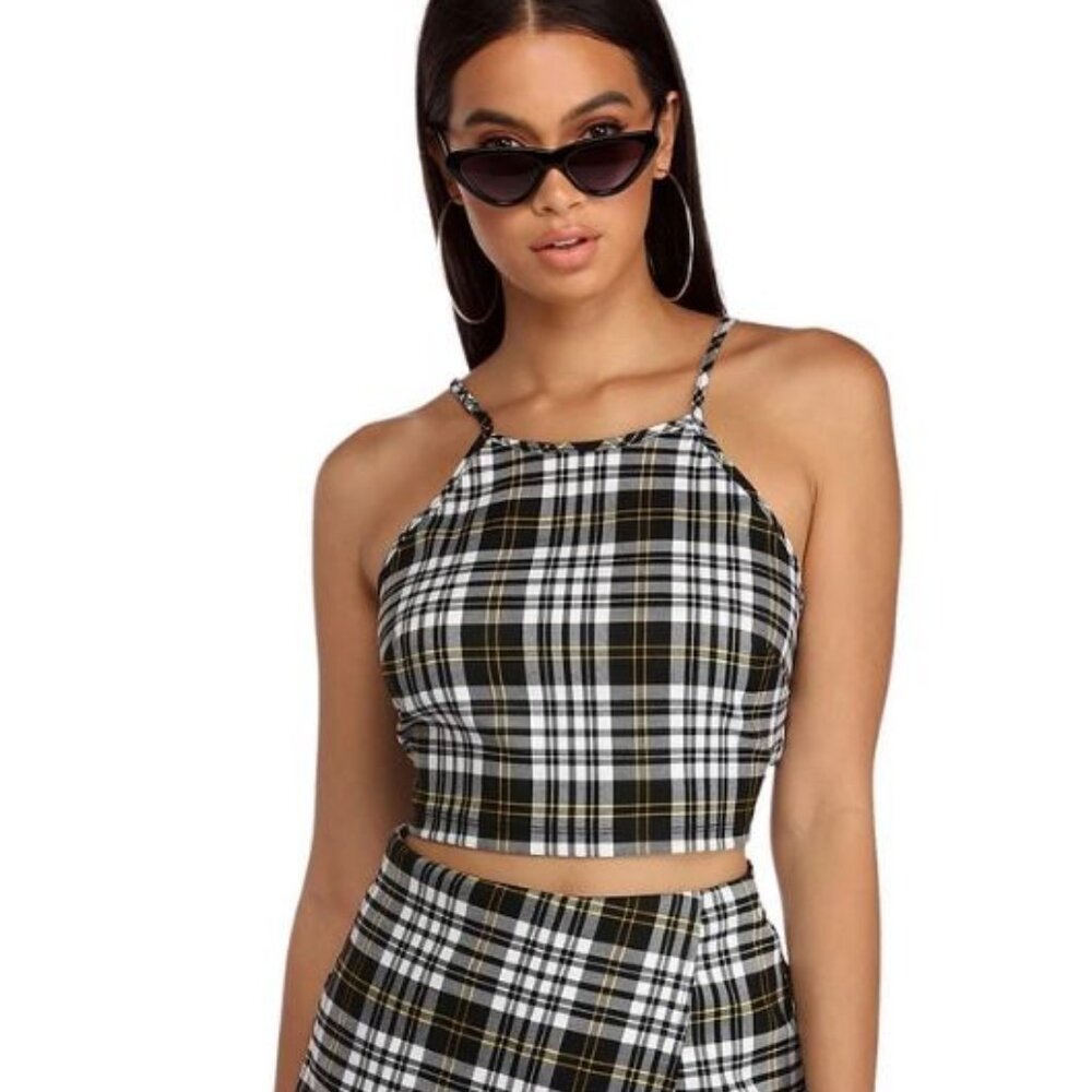Windsor Checkered "Plaid About You" Crop Top EUC Black White and Yellow